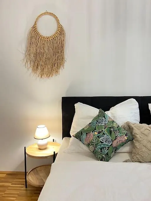 3-Room Vienna Centrale Suite 0*,